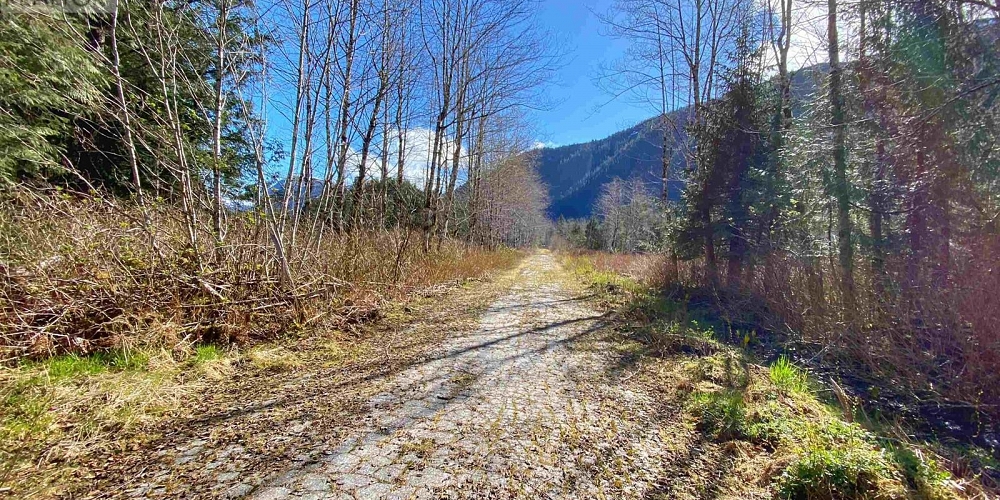 DL 972 16 HIGHWAY Port Edward Photo 12 DL 972 16 HIGHWAY Port Edward Photo 12